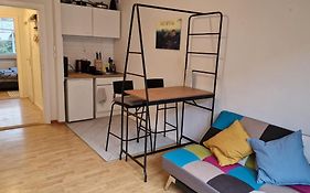 Nagelneues City Apartment, Stadtmitte, Netflix, Wifi